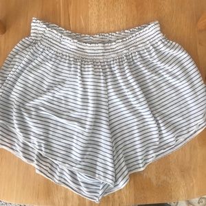 loose brandy melville shorts